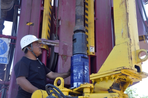 ����ƽ�������۾��Ͼ��£�